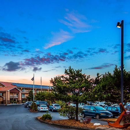 Best Western Plus Landmark Inn Lincoln City Exterior photo